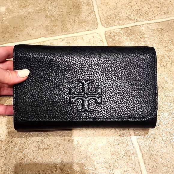 Tory Burch Thea Pebbled Leather Crossbody/Wallet Clutch Purse (like new) - Picture 3 of 15